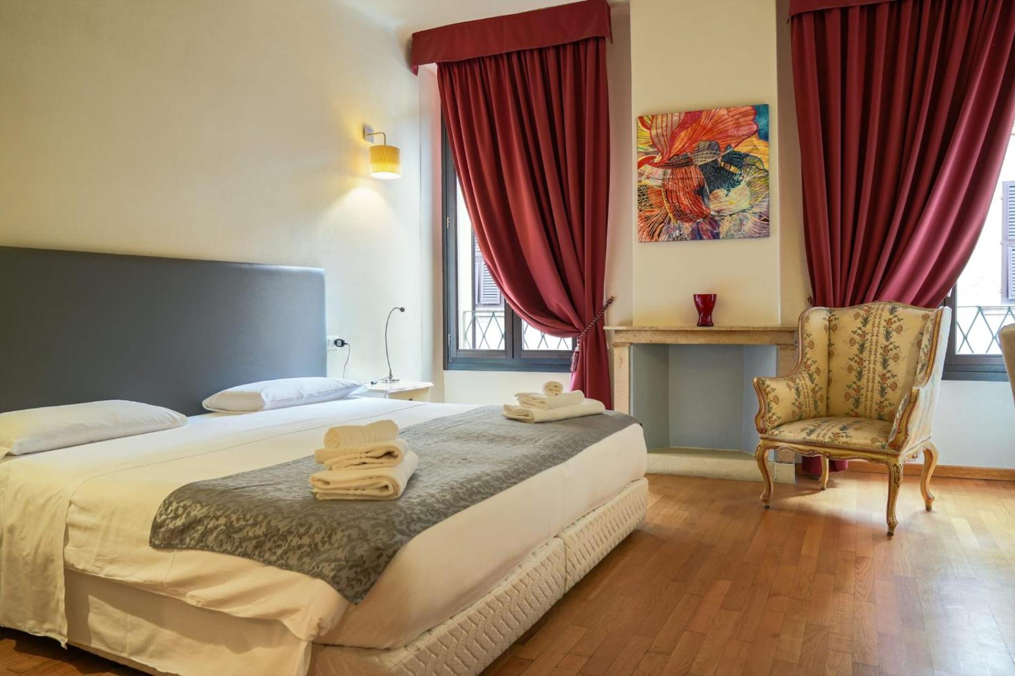 Honey Rooms Ferrara Eksteriør bilde