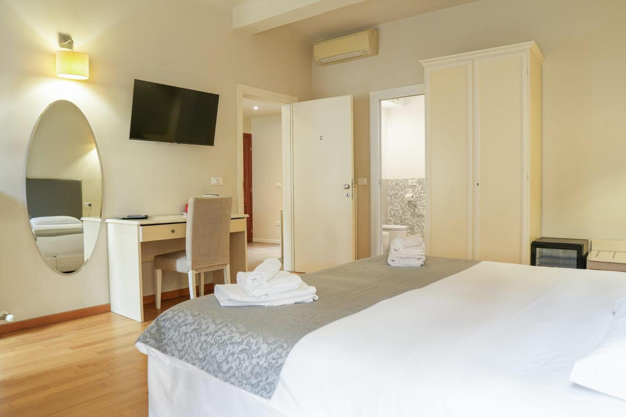 Honey Rooms Ferrara Eksteriør bilde